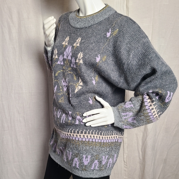 Vintage Weekend Edition Grey  Metallic Gold Geometric Mock Neck Knit Sweater - Picture 3 of 16